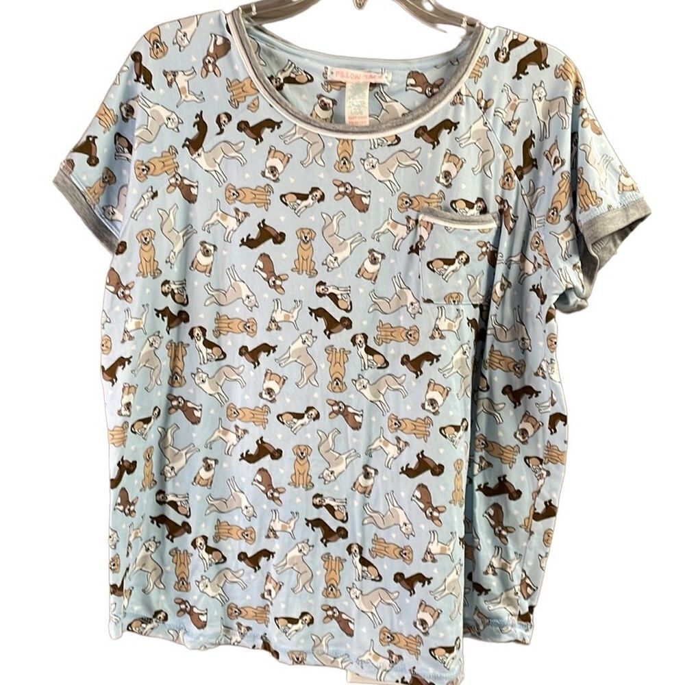 PILLOW TALK Pj Top with Puppy Dogs Size Large